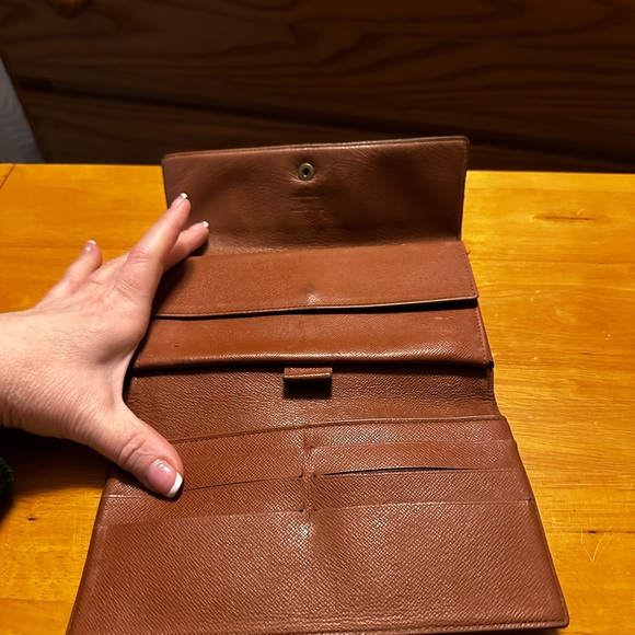 Louis Vuitton Brown Monogram Large International Trifold Wallet - Picture 9 of 11
